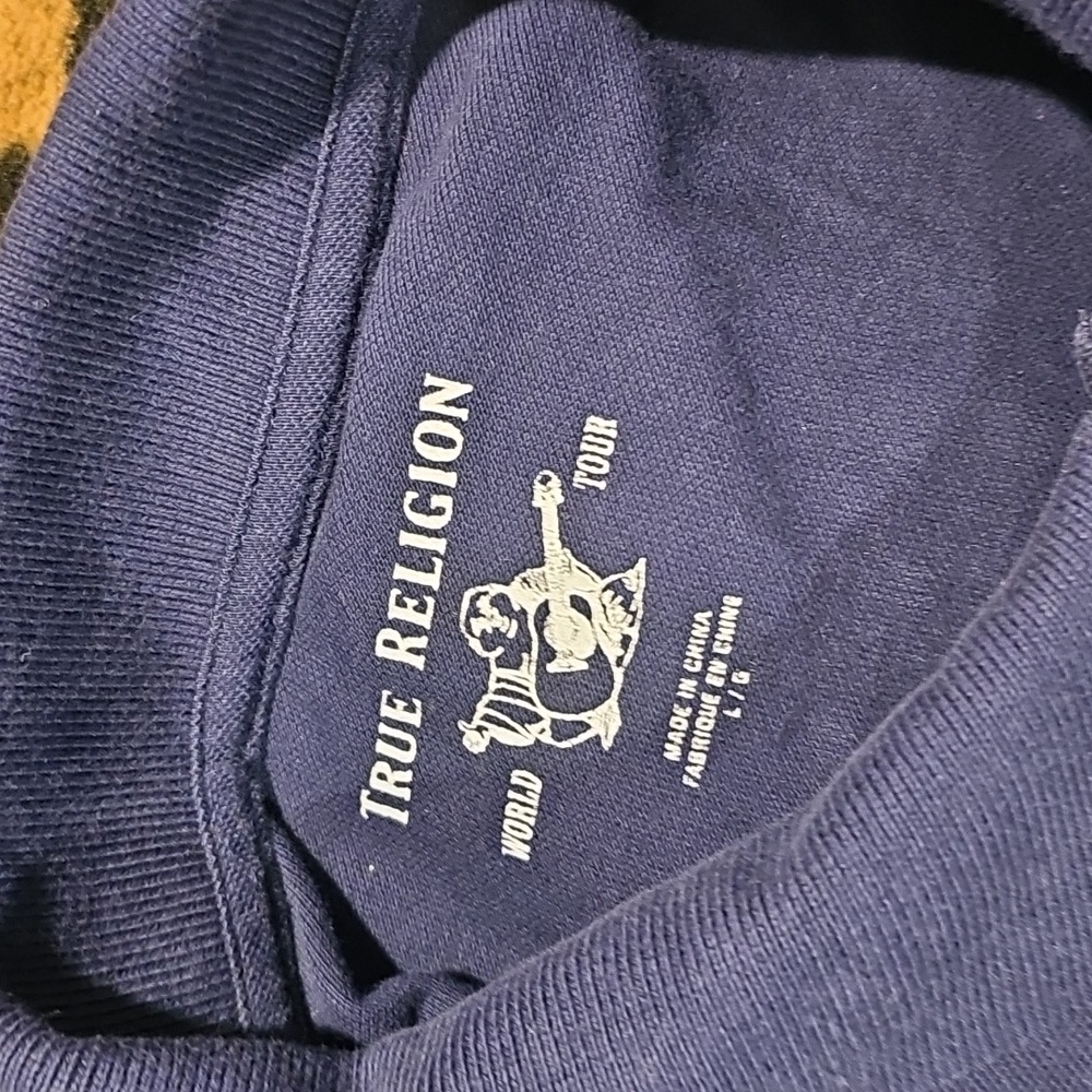 True Religion polo..size large...navy - Picture 5 of 5
